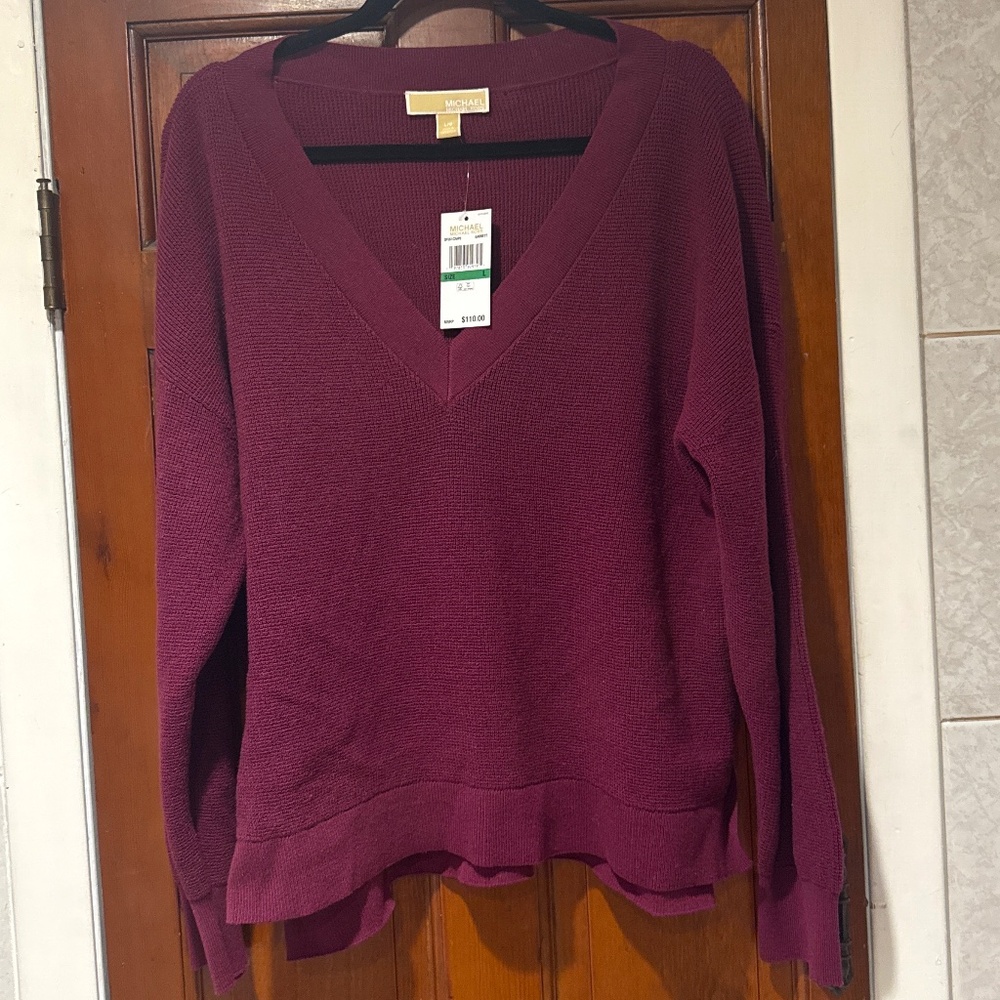 Michael Kors: V-neck sweater